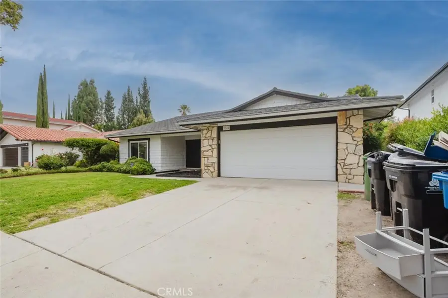 9942 Hanna Avenue, Chatsworth, CA 91311 - #2