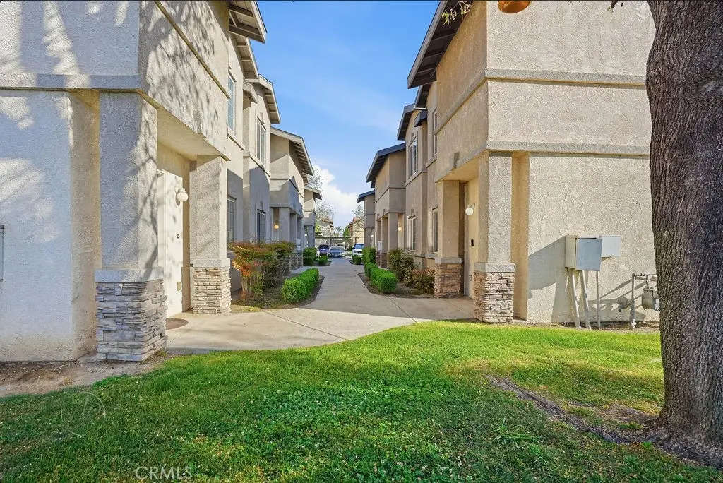 600 Hosking, Bakersfield, CA 93307 - #1