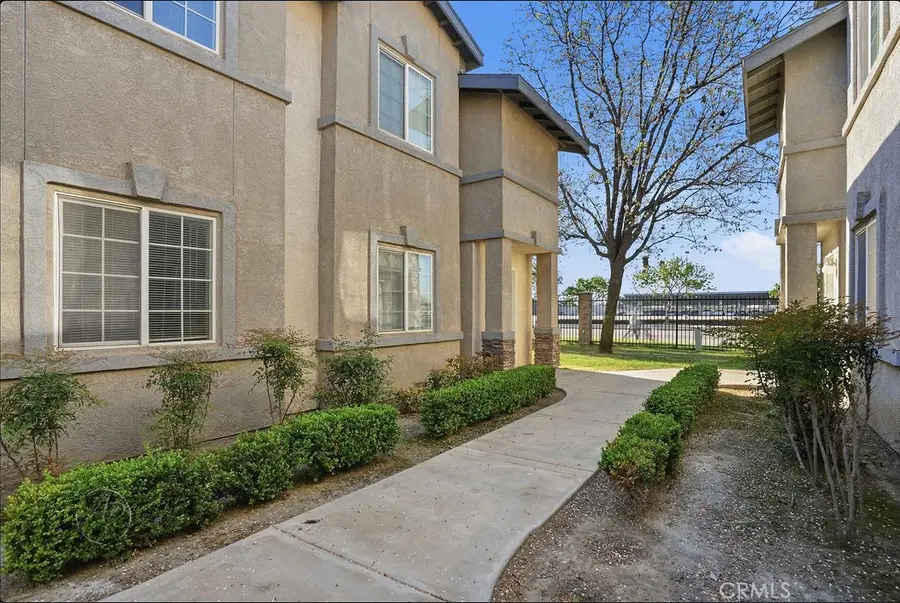 600 Hosking, Bakersfield, CA 93307 - #2