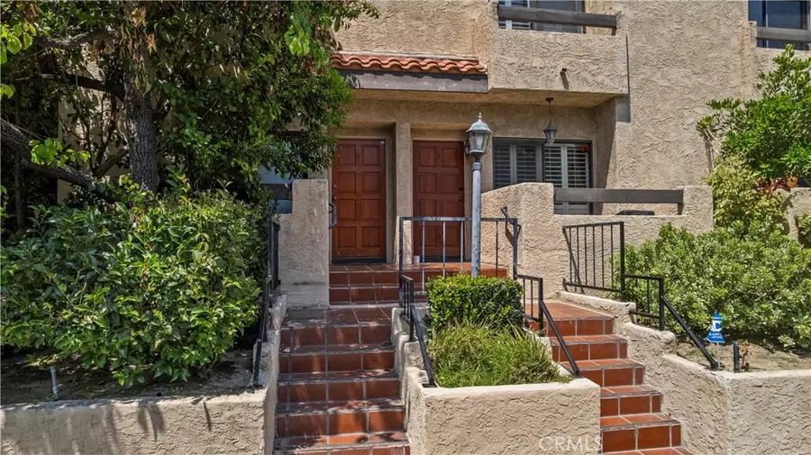 10929 Morrison, North Hollywood, CA 91601 - #2