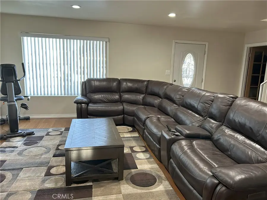 3246 Locust Avenue, Long Beach, CA 90807 - #2