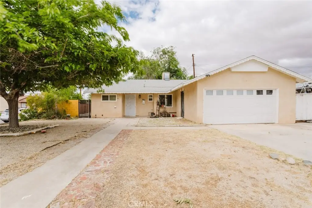 45303 6th Street E, Lancaster, CA 93535 - #1