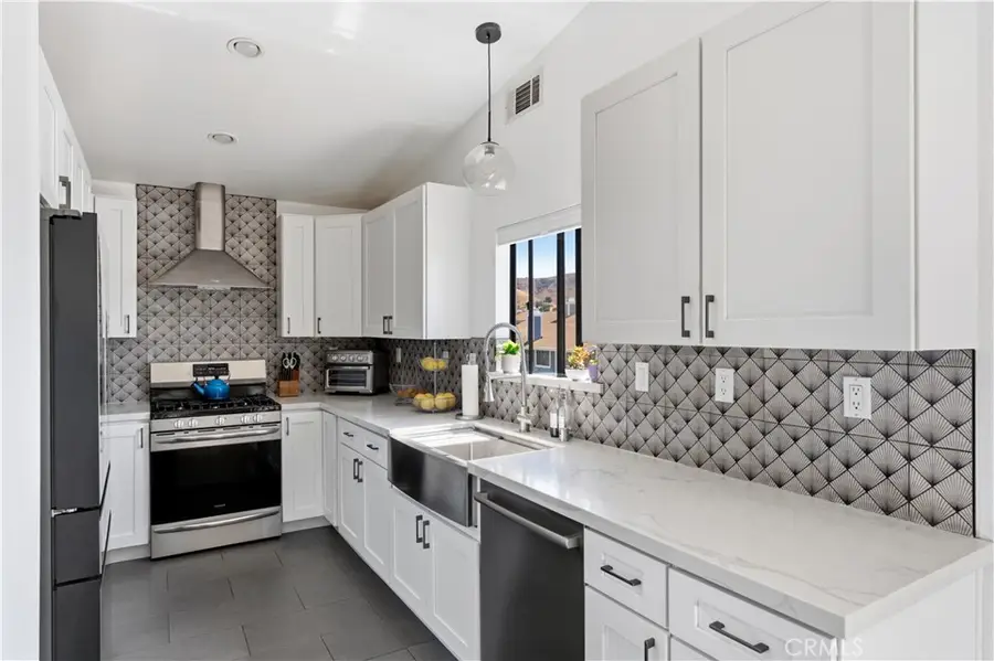 29123 Thousand Oaks #C, Agoura Hills, CA 91301 - #3