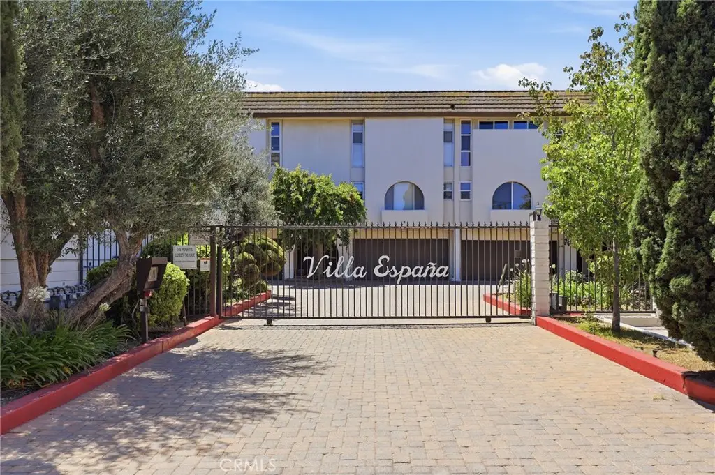 5218 Lindley Avenue #3, Encino, CA 91316 - #1