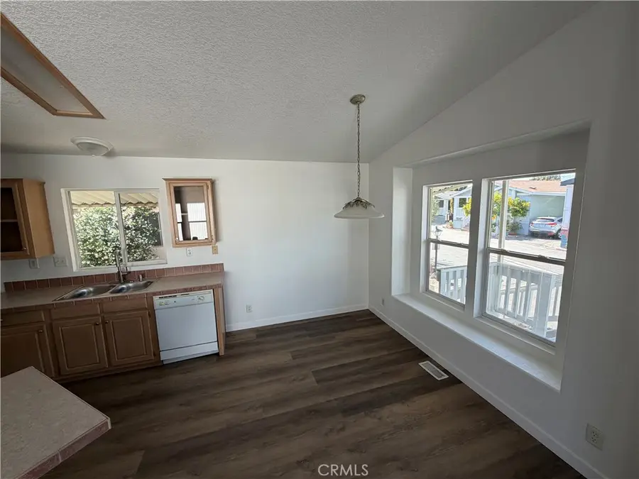 10900 Sepulveda #23, San Fernando, CA 91345 - #2