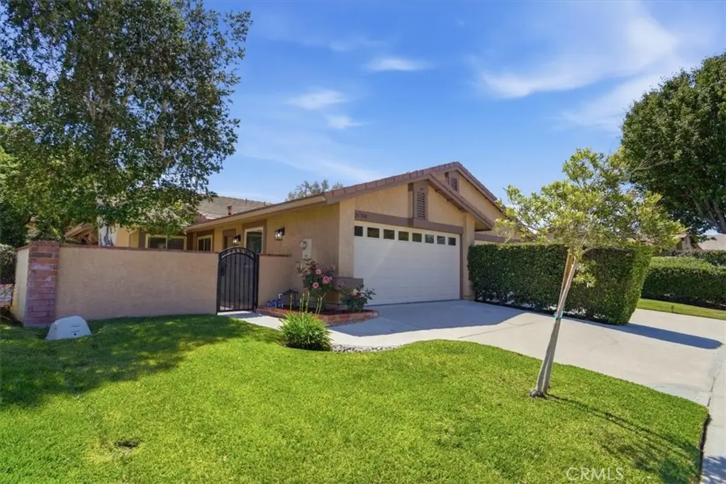 25748 Leticia Drive, Valencia, CA 91355 - #1