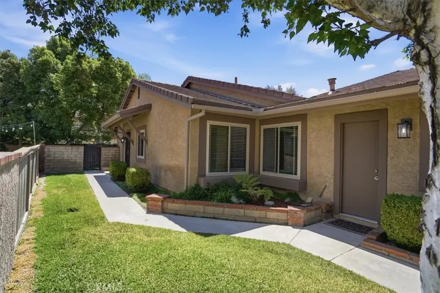 25748 Leticia Drive, Valencia, CA 91355 - #2