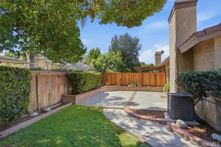 25748 Leticia Drive, Valencia, CA 91355 - #3
