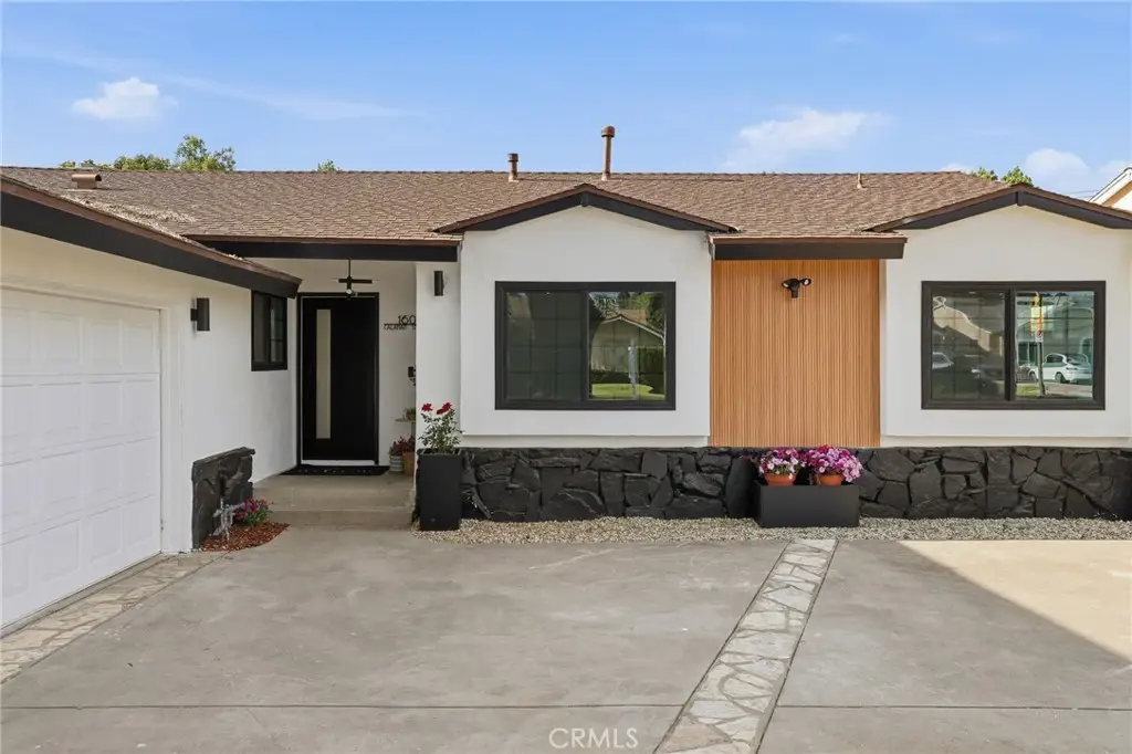 16025 Calahan St, North Hills, CA 91343 - #1