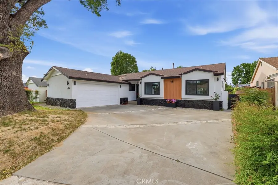 16025 Calahan St, North Hills, CA 91343 - #2