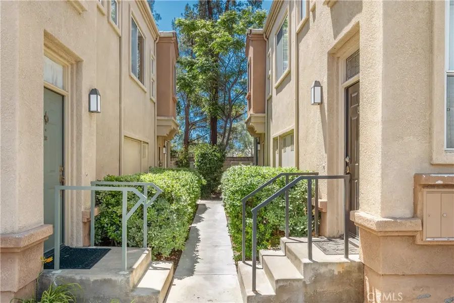 26939 Hillsborough Parkway #20, Valencia, CA 91354 - #3