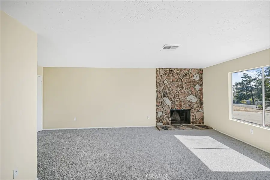 11694 Pepper, Hesperia, CA 92345 - #2