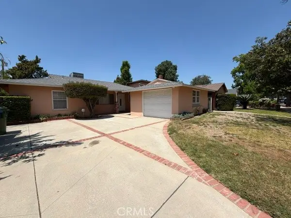 6927 Costello, Van Nuys, CA 91405