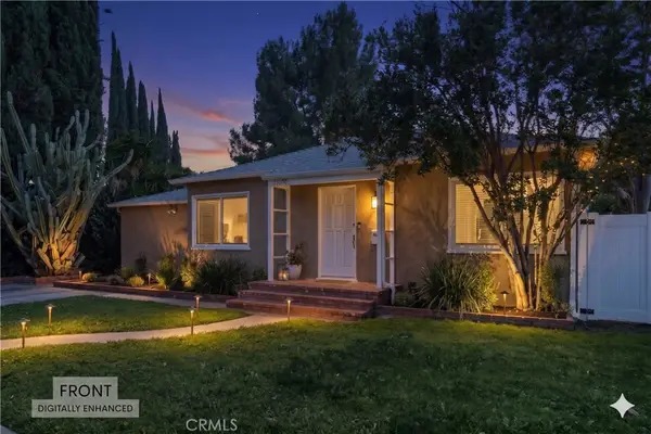 17008 Hartland St, Lake Balboa, CA 91406