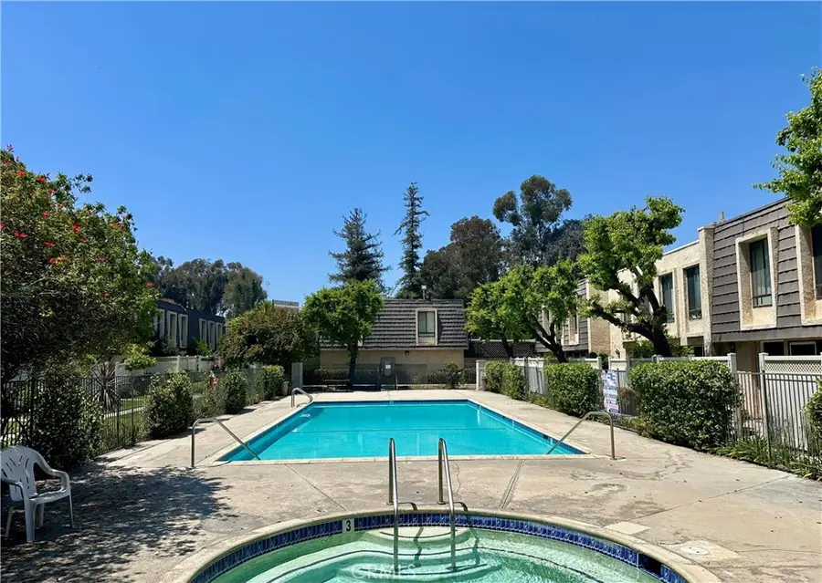 15031 Chatsworth #22, San Fernando, CA 91345 - #3
