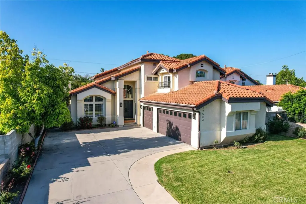 17543 Saticoy St, Northridge, CA 91325 - #1