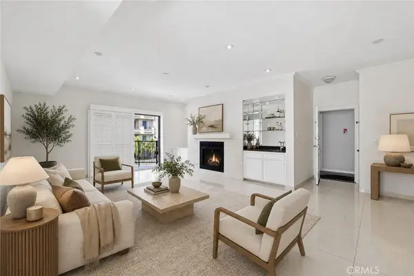 1338 Amherst #102, Los Angeles, CA 90025
