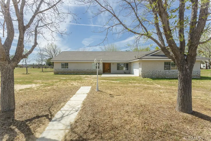 8718 W Avenue D12, Lancaster, CA 93536 - #3