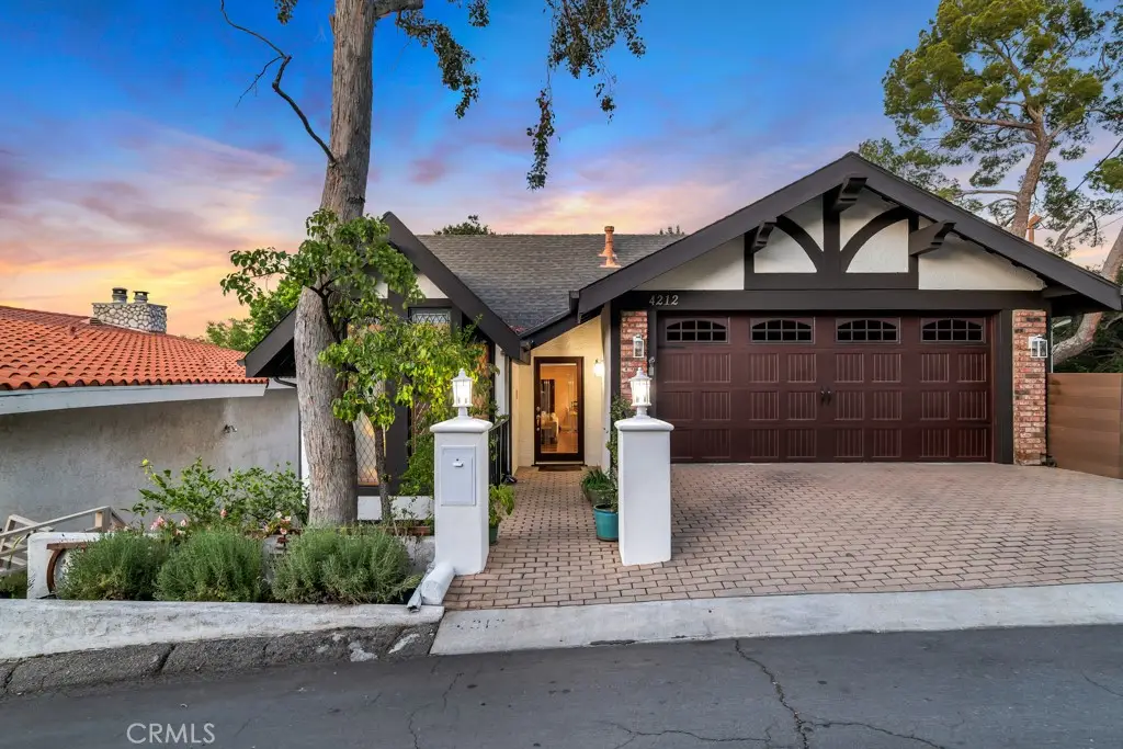 4212 Alhama, Woodland Hills, CA 91364 - #1