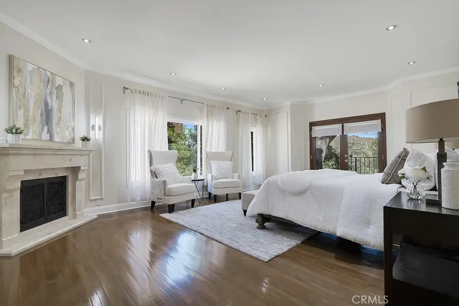 4212 Alhama, Woodland Hills, CA 91364 - #3