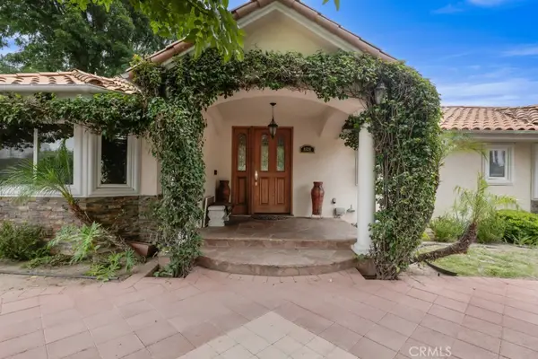8836 Enfield Avenue, Sherwood Forest, CA 91325
