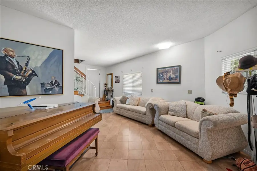 3702 Division, Los Angeles, CA 90065 - #3