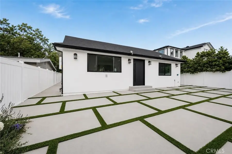5412 Fallbrook Avenue, Woodland Hills, CA 91367 - #2