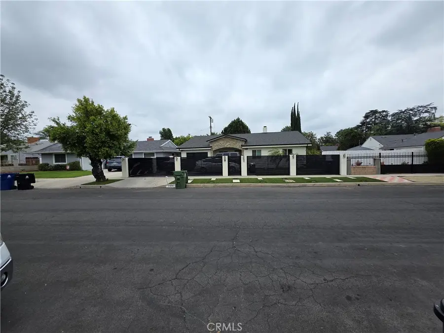 7814 Jellico, Northridge, CA 91325 - #2