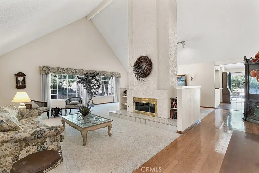 19817 Hiawatha Street, Chatsworth, CA 91311 - #2