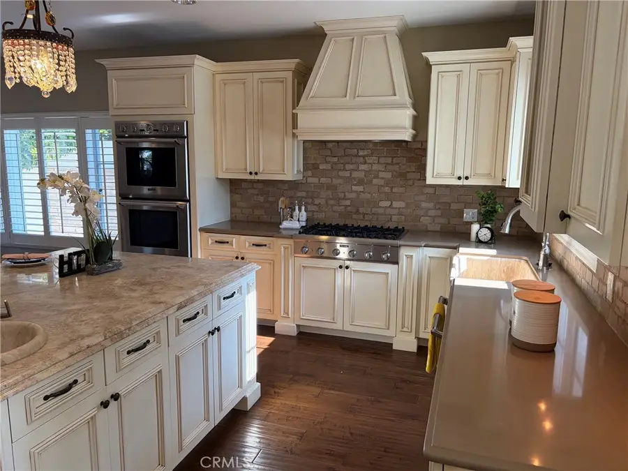 5704 Columbus, Sherman Oaks, CA 91411 - #2