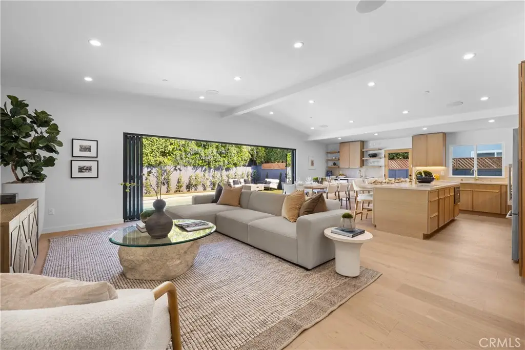 5900 Ostrom, Encino, CA 91316 - #1