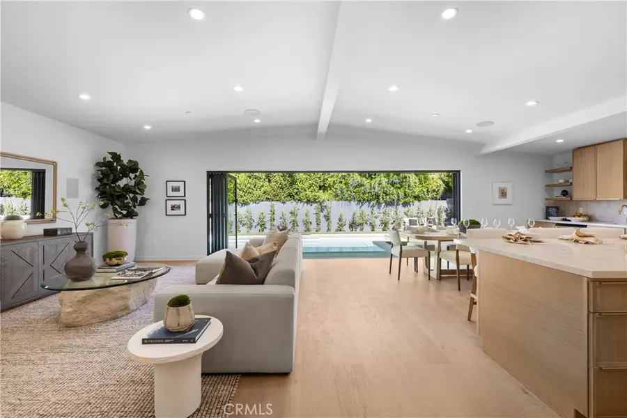 5900 Ostrom, Encino, CA 91316 - #3