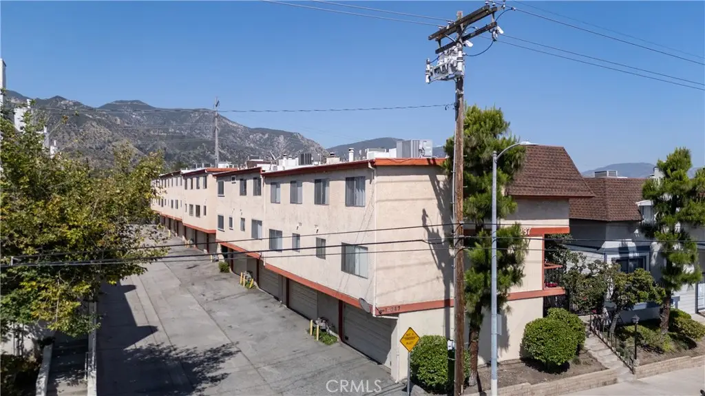 14287 Foothill Boulevard #14, Sylmar, CA 91342 - #1