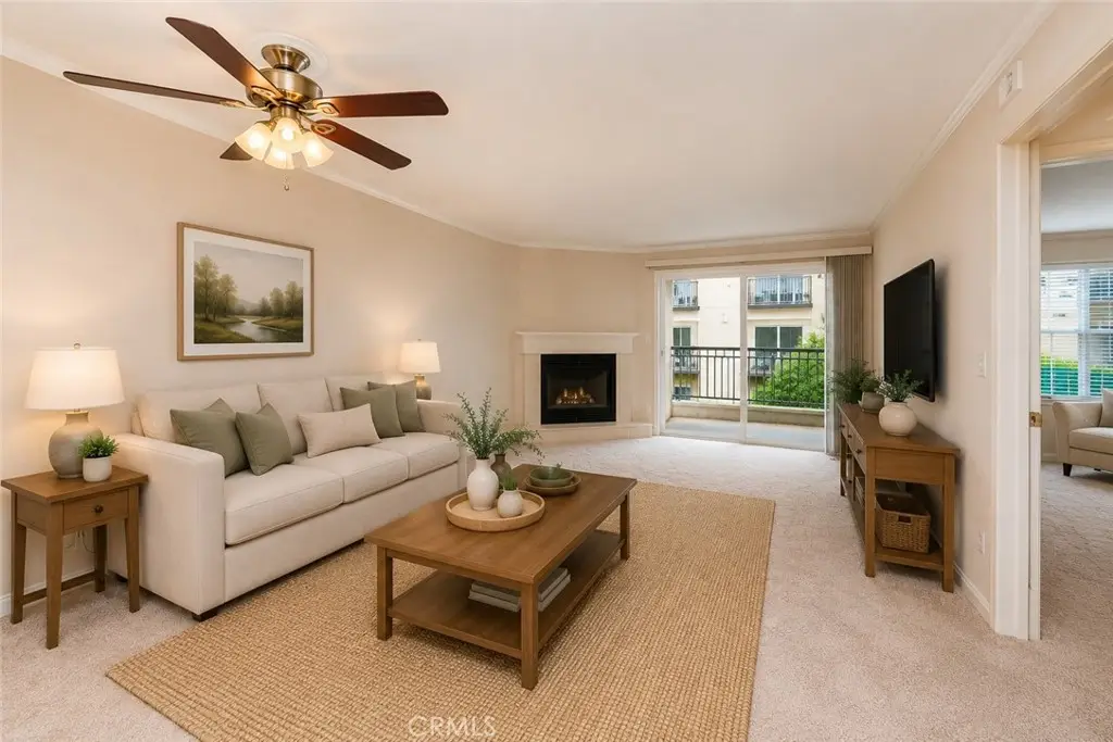 5540 Owensmouth Avenue #205, Woodland Hills, CA 91367 - #1