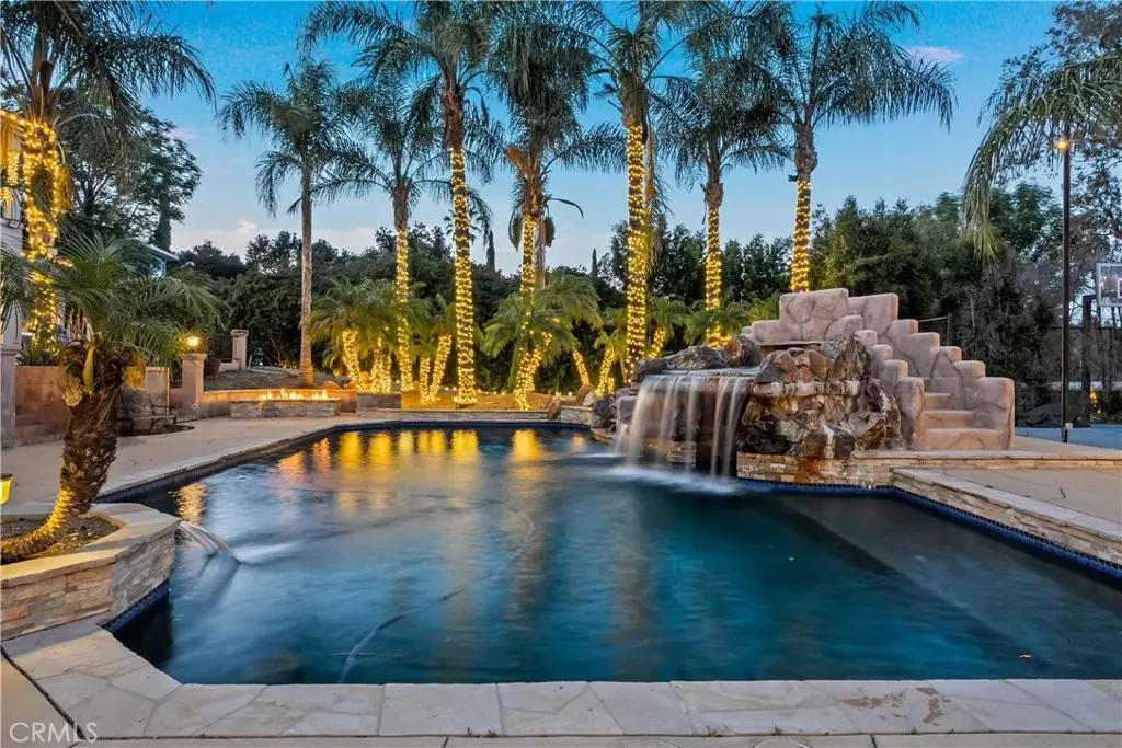 9735 Baden, Chatsworth, CA 91311 - #1