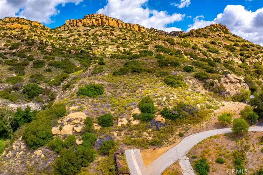 200 Amigo Road, Chatsworth, CA 91311 - #2