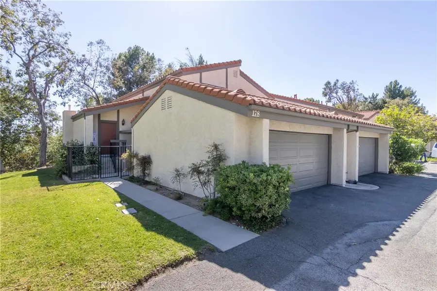 11601 Tampa, Porter Ranch, CA 91326 - #2