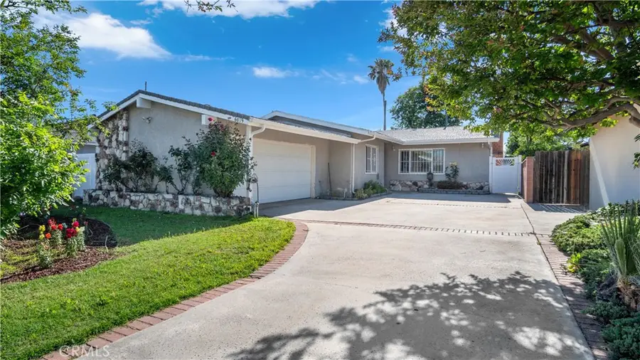 6819 Cantaloupe Avenue, Van Nuys, CA 91405 - #2