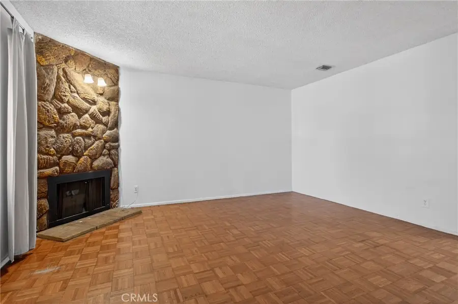 216 W Tujunga #A, Burbank, CA 91502 - #3