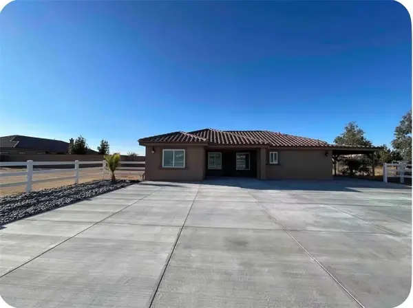 40104 25th W, Palmdale, CA 93551