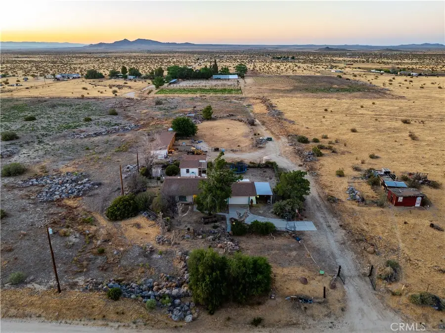 20539 E Avenue R, Palmdale, CA 93591 - #3