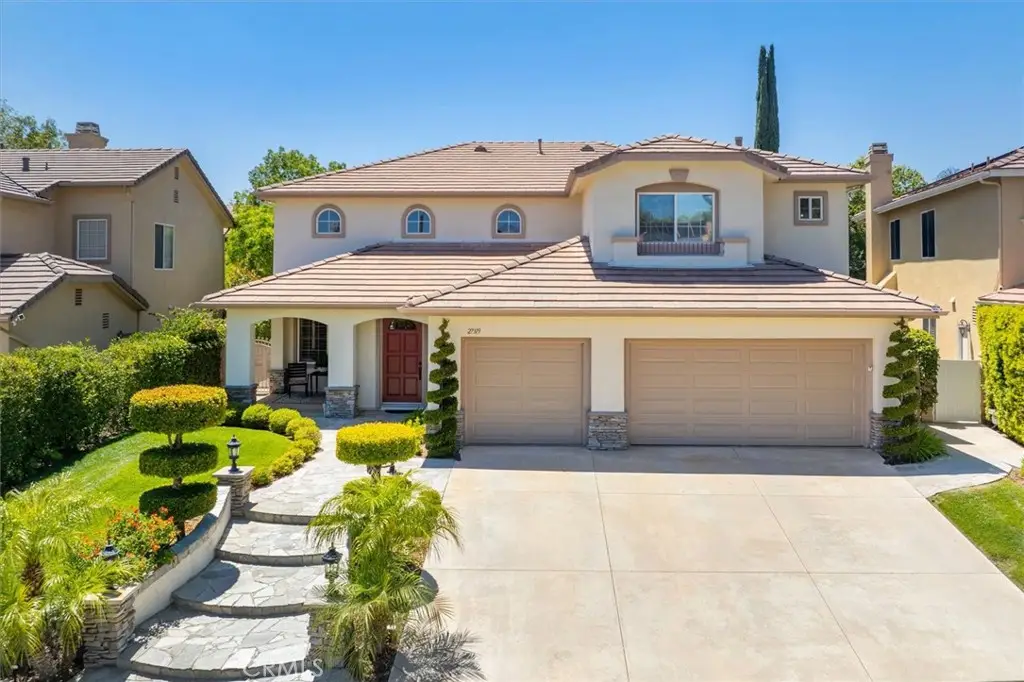27319 Duxbury, Valencia, CA 91354 - #1