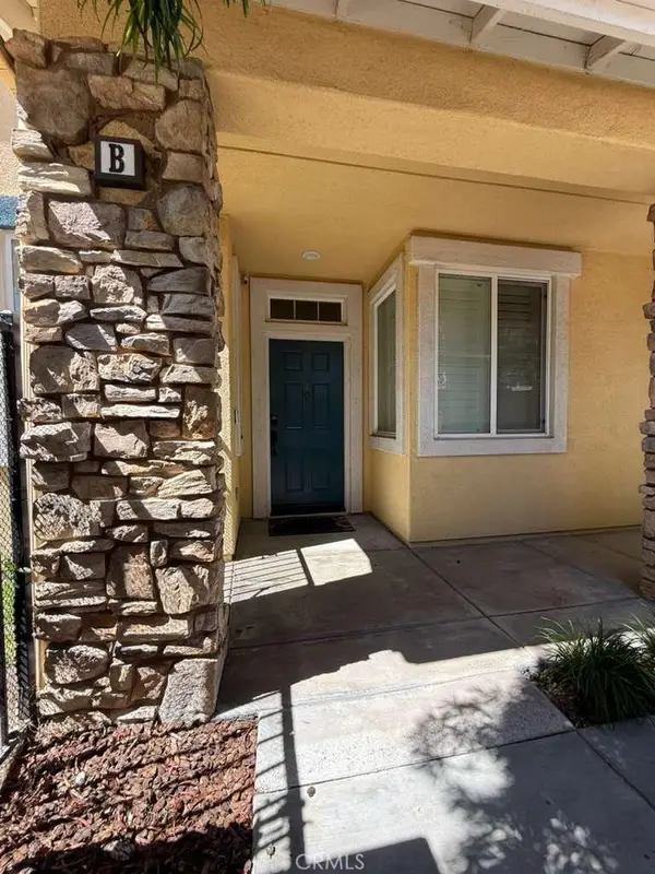 2931 Esperanza #B, Simi Valley, CA 93063