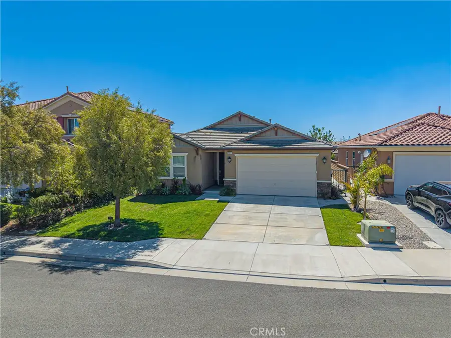 20311 Amorette Court, Saugus, CA 91350 - #2