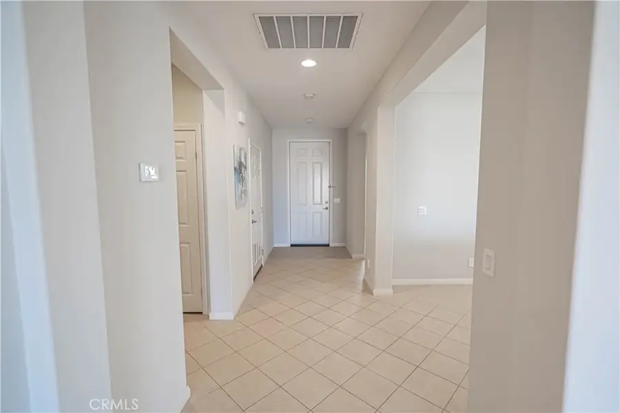 20311 Amorette Court, Saugus, CA 91350 - #3