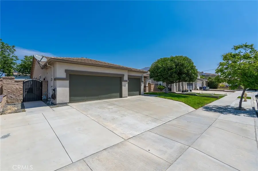 3141 Thoroughbred, Ontario, CA 91761 - #3
