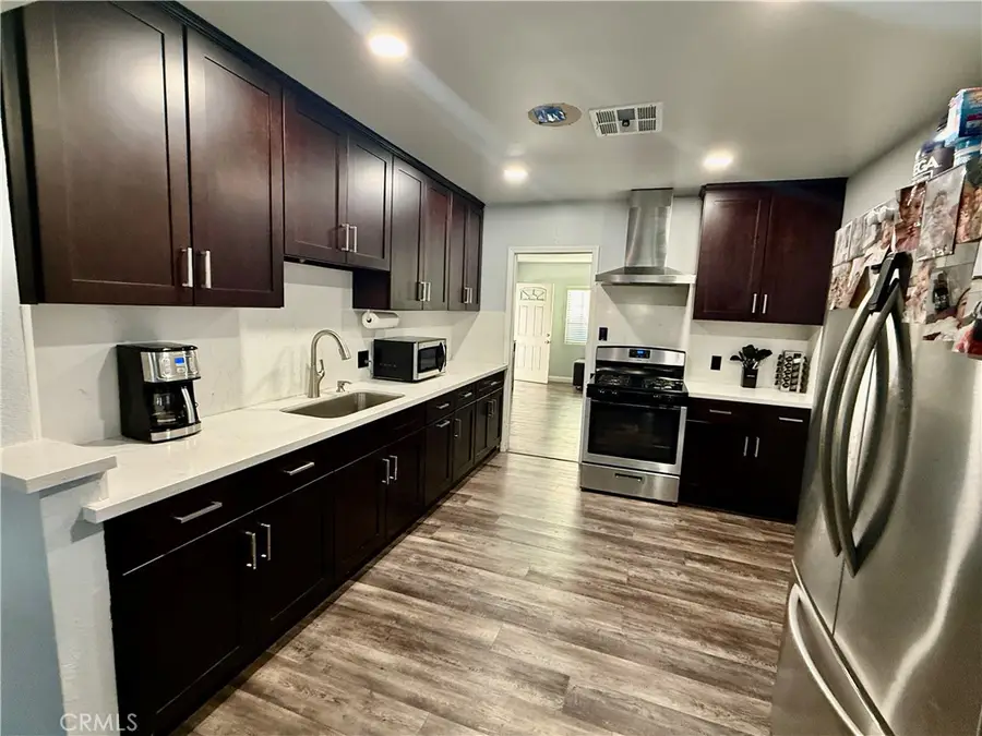 8134 Burnet, Panorama City, CA 91402 - #2