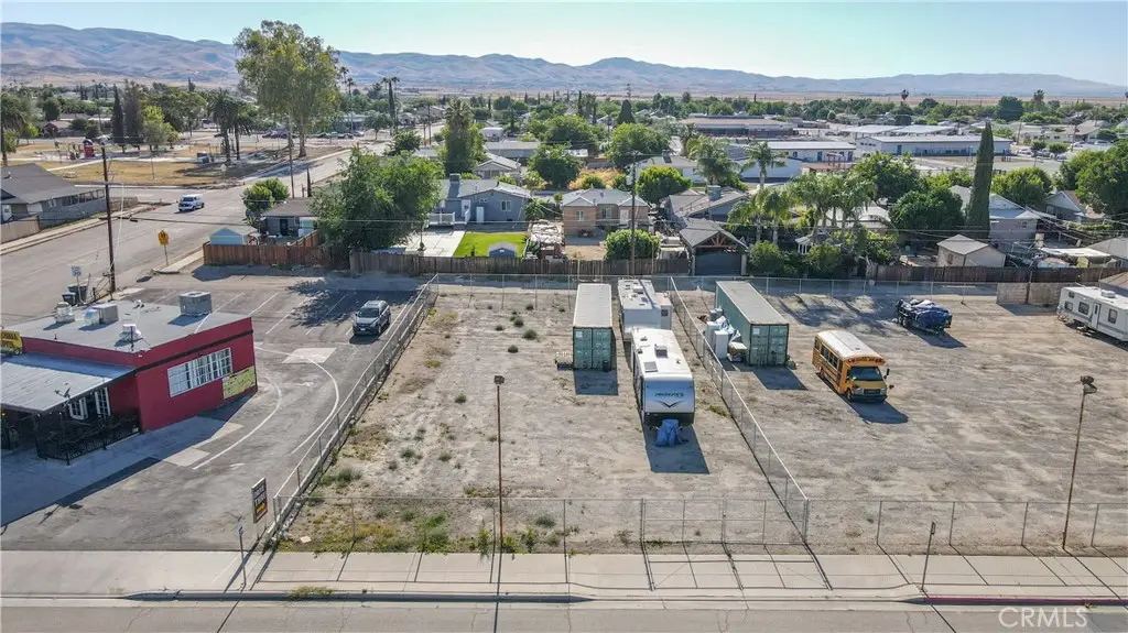 303 Harrison Street, Taft, CA 93268 - #1