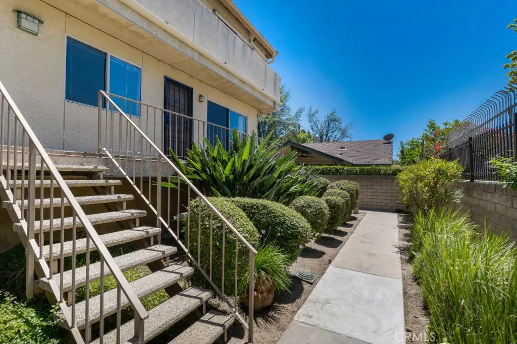 10215 Variel Avenue #14, Chatsworth, CA 91311 - #1