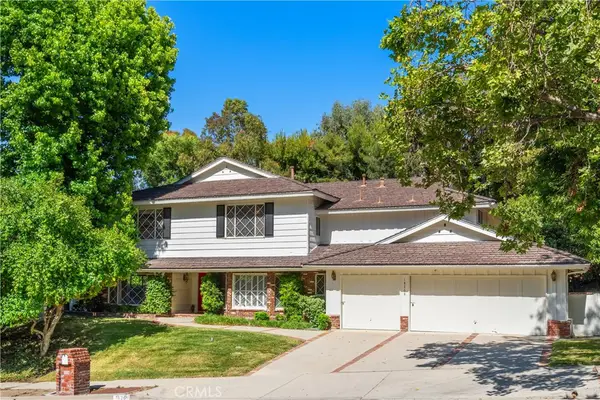 18268 Lake Encino Drive, Encino, CA 91316